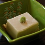 うなぎ亭 友栄 - 「ぴぃなっつ豆腐」、500円也