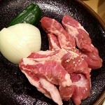 焼肉処 まるます家 - 豚サガリ（塩）