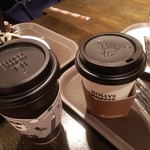 HOLLYS COFFEE - 