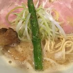 麺 チキンヒーロー - 