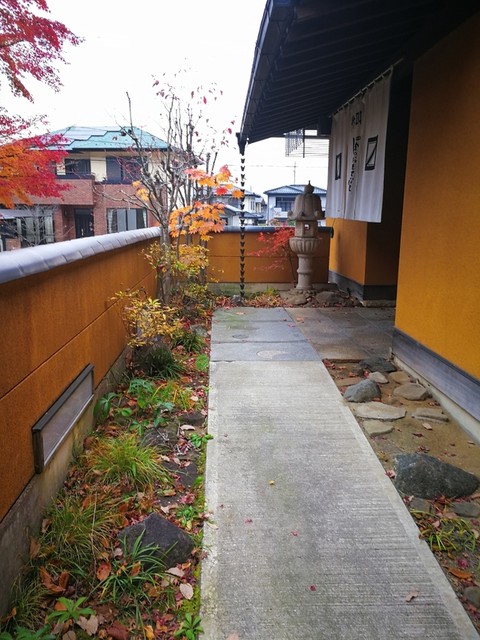 升冨 しのぶ野 - 美術館図書館前（日本料理）の写真