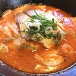 八味一心 - 辛みそラーメン(少なめ) ドアップ