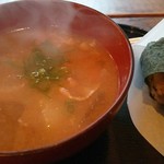 結屋 - もち豚とん汁、煮豚おにぎり