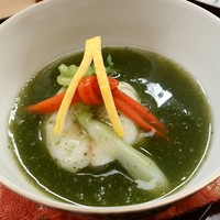 赤坂 菊乃井 - 甘鯛の粟蒸し　道明寺　椎茸　菊菜あん　青味大根　結び金時人参　松葉柚子
