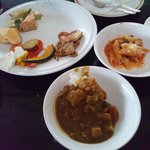 ホテルニューオータニ幕張 ザ・ラウンジ - ビュッフェの料理を盛り付けた皿④