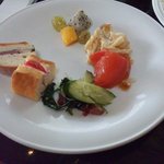 ホテルニューオータニ幕張 ザ・ラウンジ - ビュッフェの料理を盛り付けた皿⑤