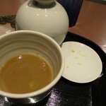 手打ち十割そば 振甫町 縁 - さらに鰹香立ちます。