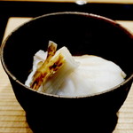 祇園 にし -  天然クエとカニ、松茸の土瓶蒸し 天然クエとカニ、松茸の土瓶蒸し