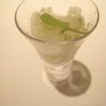 ロドラント ミノルナキジン - オゼイユとバスク産リンゴのグラニテ