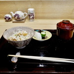 祇園 にし - フグの天ぷらの土鍋ご飯