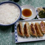 こだまや食堂 - 餃子定食のアップ