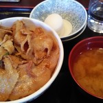 昭和食堂 - 名物スタミナ丼 600円