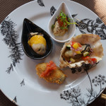 オイスターランチ　１８００円　のオードブル