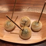 世沙弥 - たこ焼き風の爪楊枝刺し