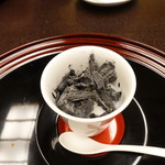 つる幸 - イカスミのルイベ乗せ茶わん蒸し