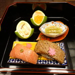 つる幸 - 寿司屋より美味しい戸井のマグロ鮨とステーキ屋より美味しい能登牛スモークの鮨（絶品）