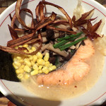 麺と心 7 - 鮭白湯ラー麺（2017年11月）