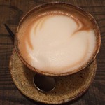 余市SAGRA - カフェラテ（マルゾッコのエスプレッソマシン）