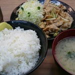 伝説のすた丼屋 - 