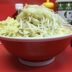 ラーメン二郎 - サイドビュー