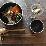 オフグリッドカフェ フィジカル - 