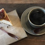 オフグリッドカフェ フィジカル - 