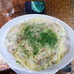 アーモンド - ツナクリーム（大盛）1,000円（コーヒー付き）