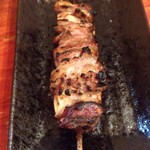 もつ焼き 三朝 - なんこつ（100円）