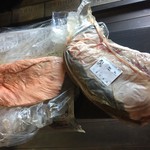 肉の菊貞 - 和牛のタンにプライムのハラミ
