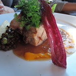 添えられた副菜も美味しいし、ビジュアル的にもテンションがアガる内容。ヽ(*ﾟ∀ﾟ)ノ