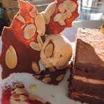 カレント - 明らかに女子を意識したデコレート＆ディスプレイ