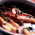 Tom Yum Goong <Tom Yum Goong with natural shrimp head> (for 2 people)