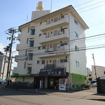 Musashiya - この建物の１階です。