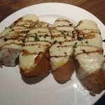 Restaurant & Wines ARISTA - 吉田牧場カチョカバロチーズのブルスケッタ 2017年11月