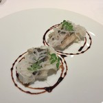 レフェルヴェソンス - 鱧の炭焼きと洋梨、大根、山椒と白味噌、赤ワイン酢の煮詰め