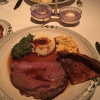 ロウリーズ・ザ・プライムリブ 恵比寿ガーデンプレイス店 - 