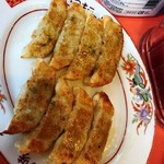 さつまラーメン - 餃子400円元は10個