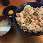 伝説のすた丼屋  - すた丼（肉増し）