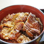 松ぼっくり - うなぎは3切れ