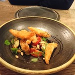 organ - テーブルで完成する「千葉産 カマスのフリットと茄子、トマト、葉野菜のサラダ」②