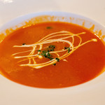Bistro East  - 今日のスープはトマトスープ　酸味があって美味しかった