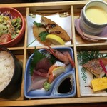 割烹居酒屋 華綺久 - 華定食(はな)1,000円