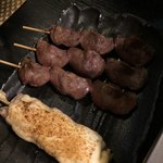 炭火焼鳥あずま - ハツとささみチーズ