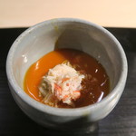 日本料理 みや  - 29年11月　ズワイガニ茶碗蒸し　卵黄ソース
