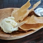 イーマサラ - クリームチーズと青唐辛子のディップ。