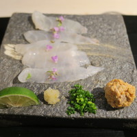 日本料理 みや  - 29年11月　豊後トラフグ刺し