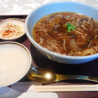 GoldFin 過門香 新橋店 - フカヒレあんかけご飯セット