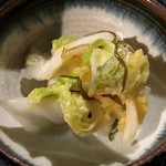 郷土料理 炉ばた 俺ん家 - 漬物です。