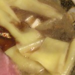 すごい煮干ラーメン凪 - いったん麺（幅広い平麺:3枚）