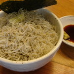 一番いちばん - シラス丼